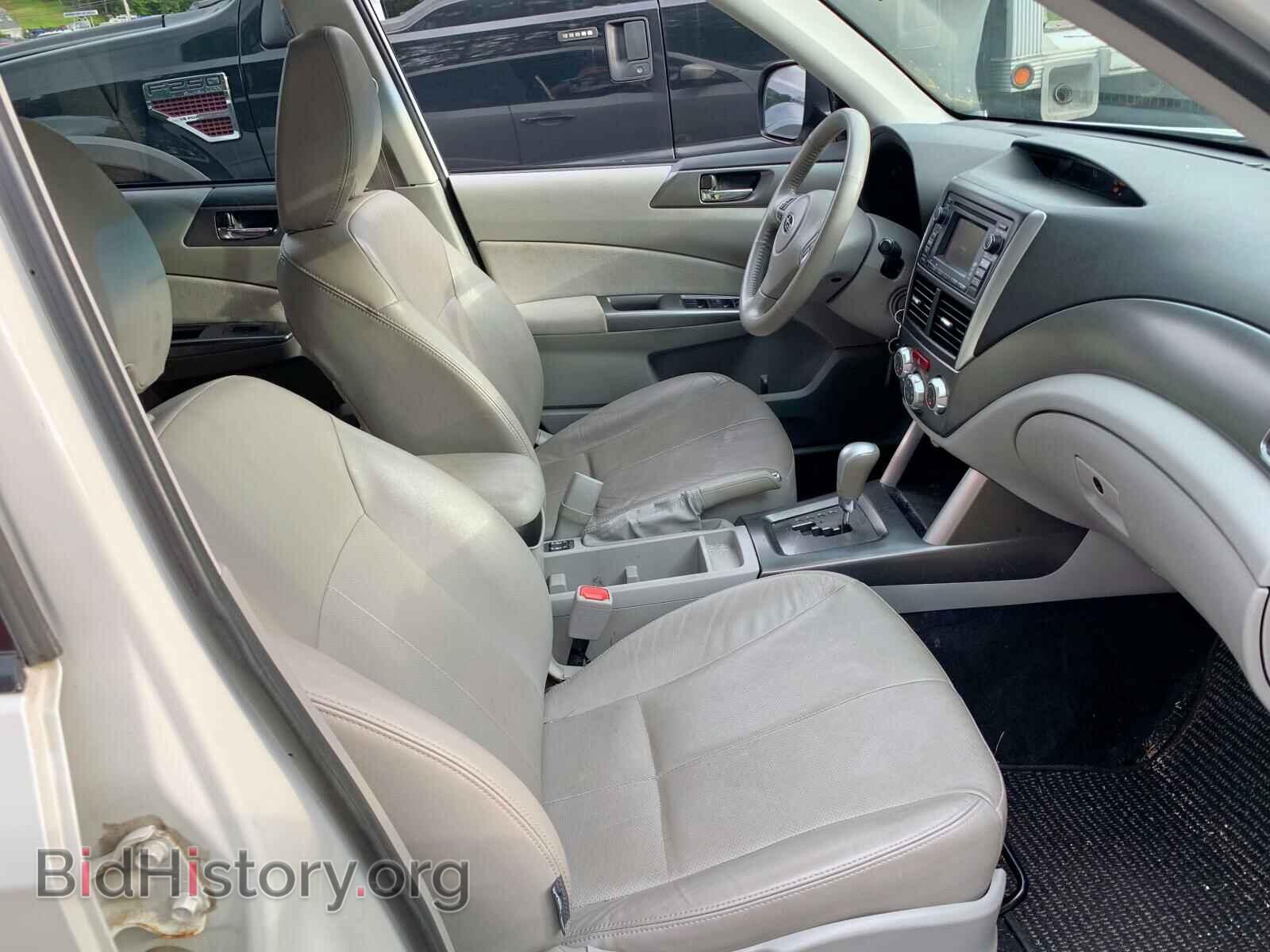 2011 SUBARU FORESTER - VIN: JF2SHAECXBH741983 - Фото 5