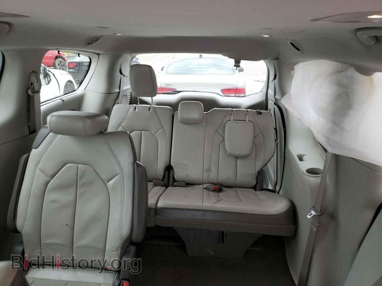 2018 CHRYSLER PACIFICA - VIN: 2C4RC1BG4JR126660 - Фото 10