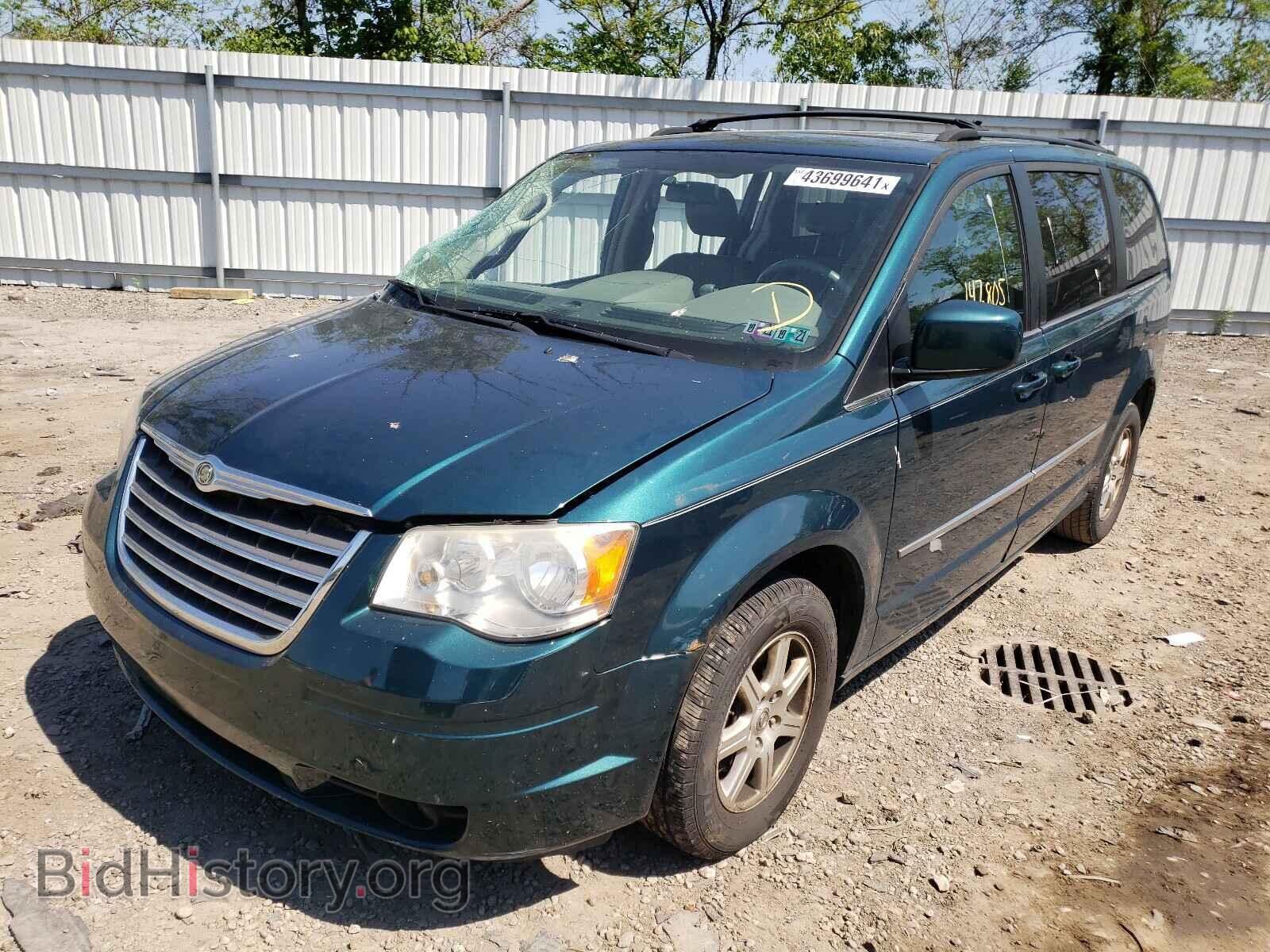 2009 CHRYSLER MINIVAN - VIN: 2A8HR54159R536365 - Фото 2