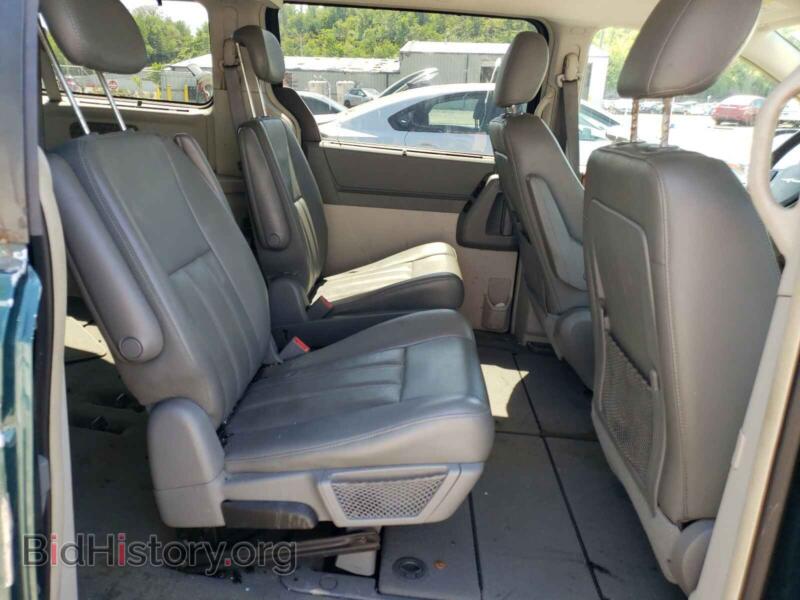 2009 Chrysler MINIVAN (VIN 2A8HR54159R536365) — фото 6 из 10