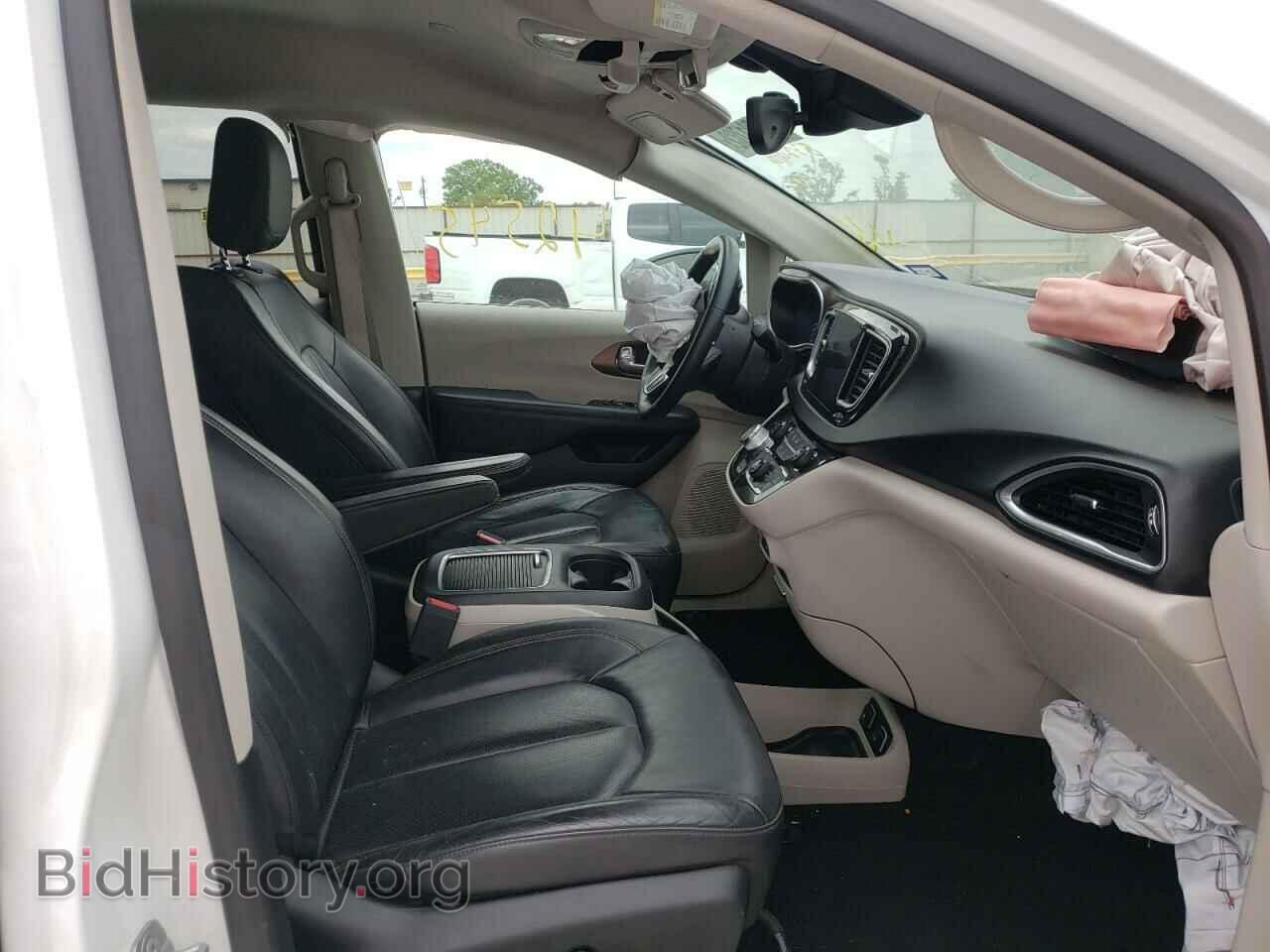 2017 CHRYSLER PACIFICA - VIN: 2C4RC1EG5HR832414 - Photo 5