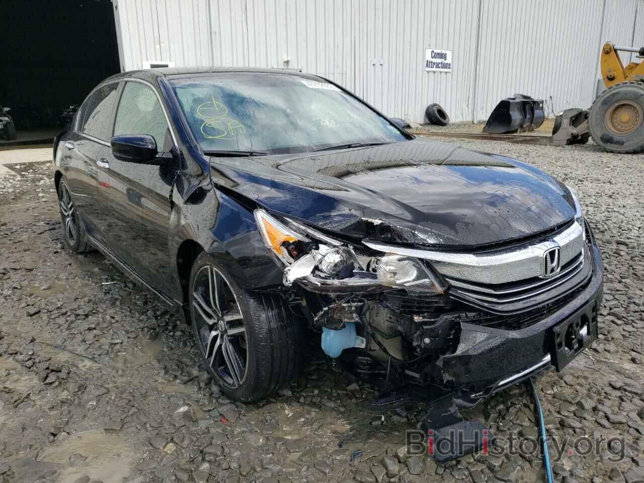 Photo 1HGCR2F17HA305081 - HONDA ACCORD 2017