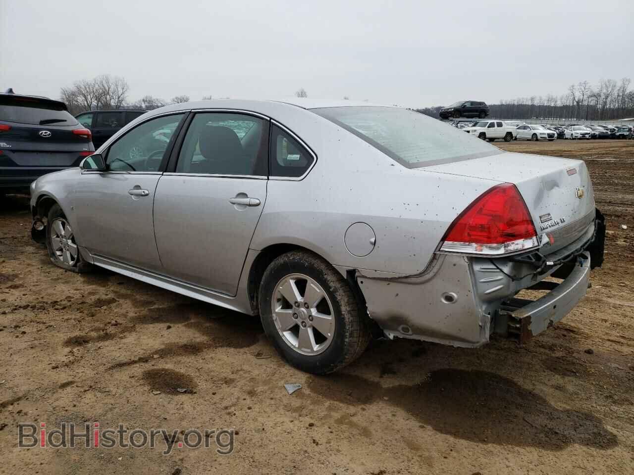 2010 CHEVROLET IMPALA - VIN: 2G1WB5EK4A1197779 - Фото 2