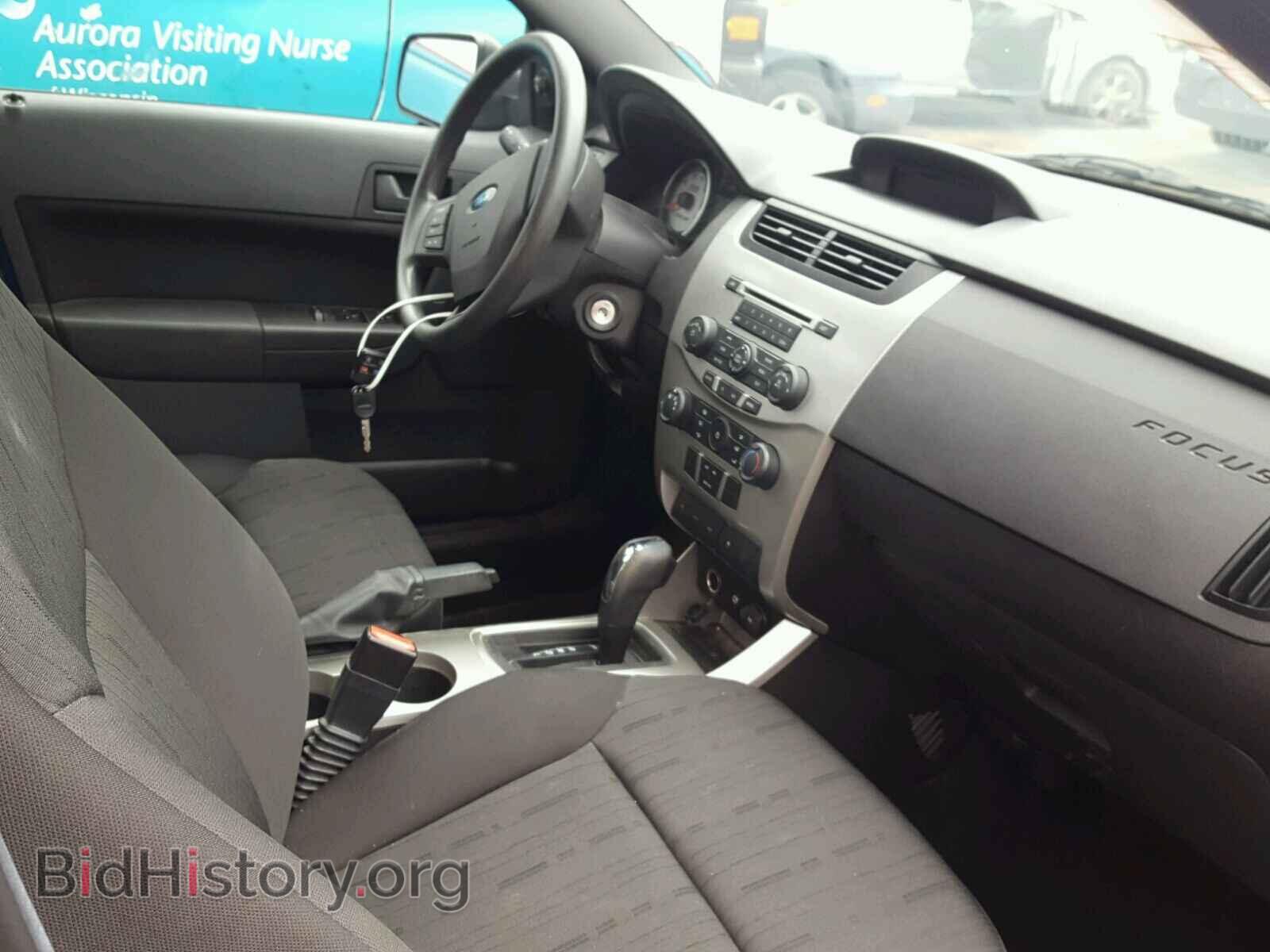 2010 FORD FOCUS - VIN: 1FAHP3FN0AW295186 - Photo 5