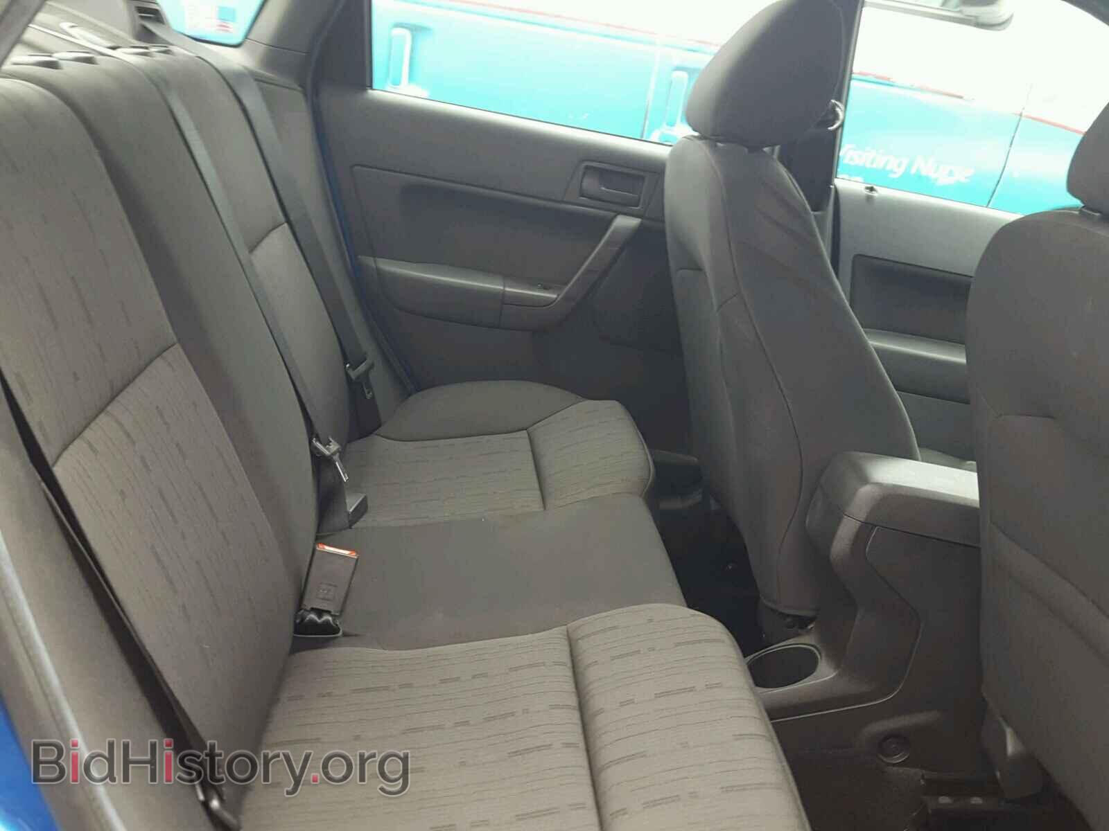 2010 FORD FOCUS - VIN: 1FAHP3FN0AW295186 - Photo 6