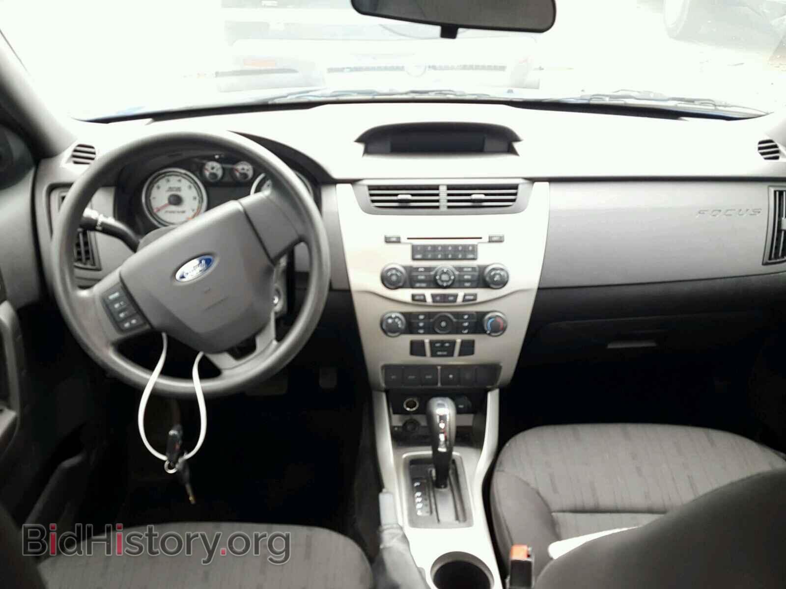 2010 FORD FOCUS - VIN: 1FAHP3FN0AW295186 - Photo 9