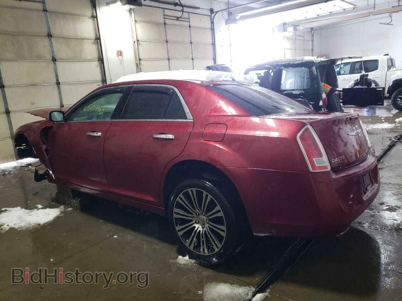 2014 CHRYSLER 300 - VIN: 2C3CCABG6EH138847 - Фото 2