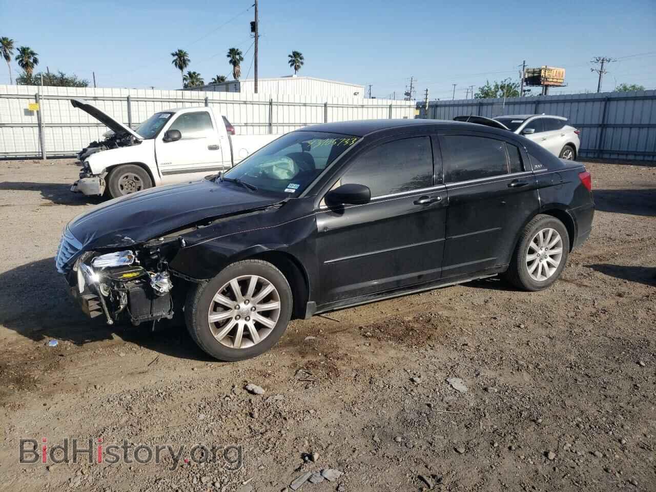 Photo 1C3CCBBBXDN732664 - CHRYSLER 200 2013