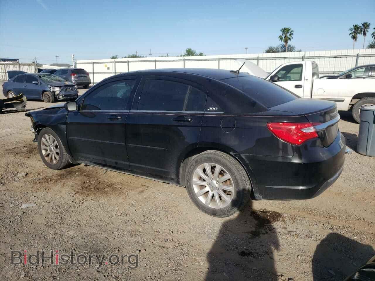 2013 CHRYSLER 200 - VIN: 1C3CCBBBXDN732664 - Фото 2