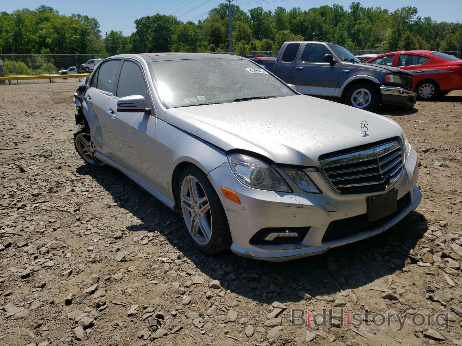 Photo WDDHF8HBXBA351281 - MERCEDES-BENZ E-CLASS 2011