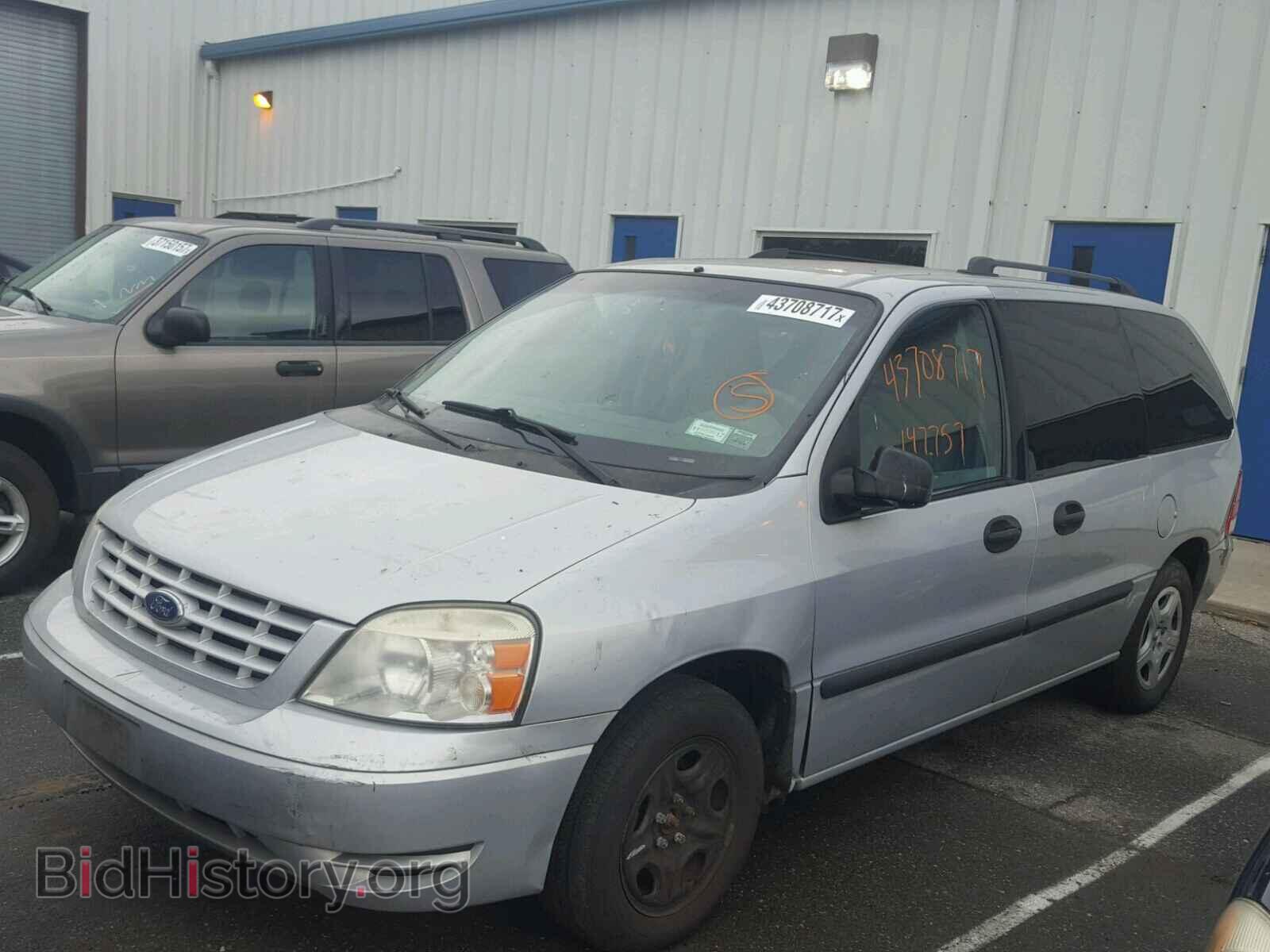 2007 FORD FREESTAR - VIN: 2FMZA51667BA16924 - Фото 2