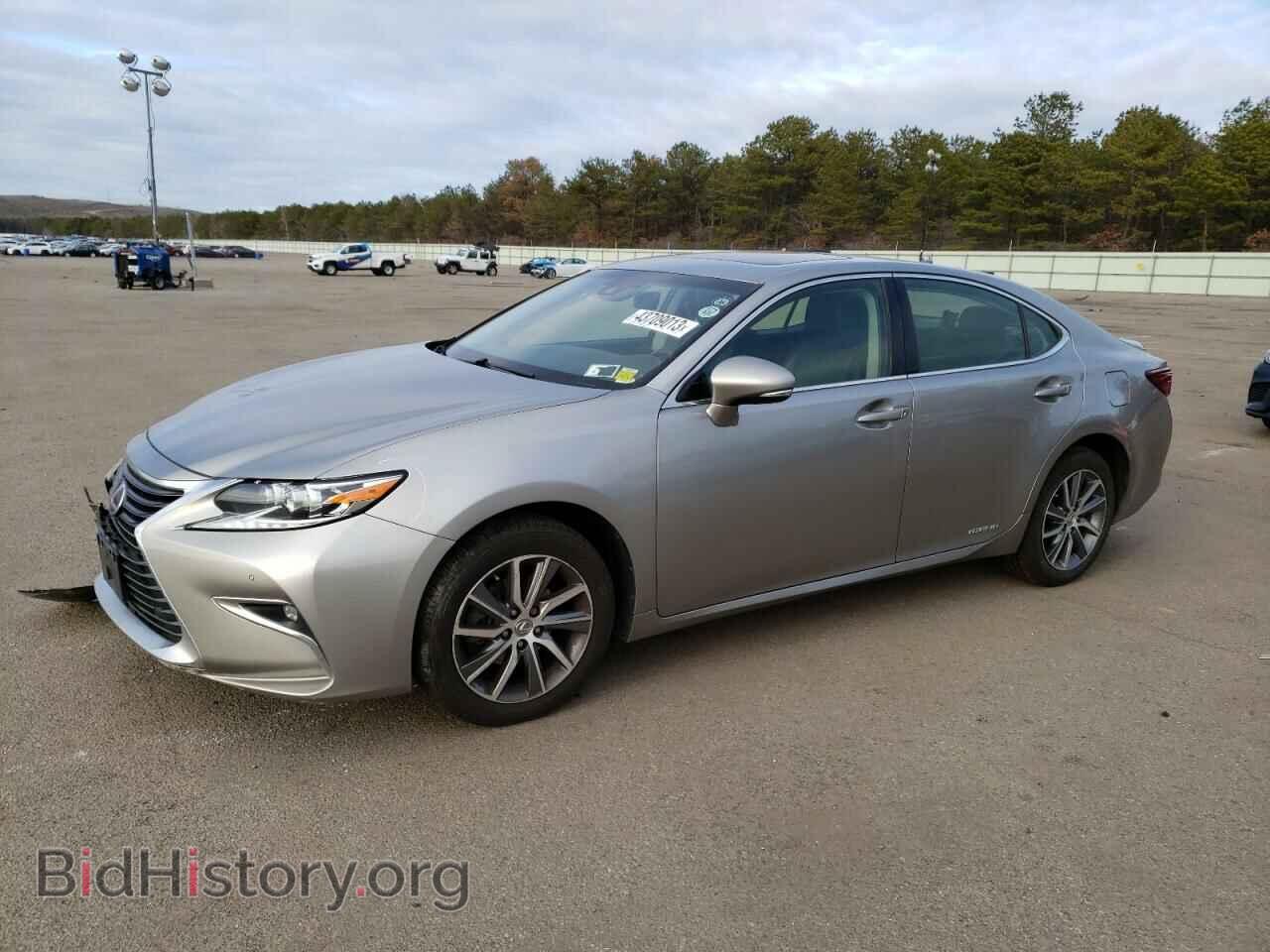 Photo JTHBW1GG4G2118436 - LEXUS ES300 2016