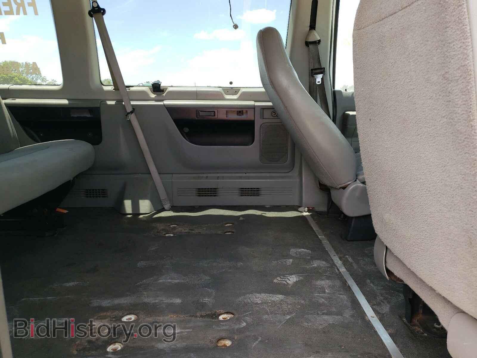 2010 FORD ECONOLINE - VIN: 1FBSS3BL7ADA61856 - Photo 6