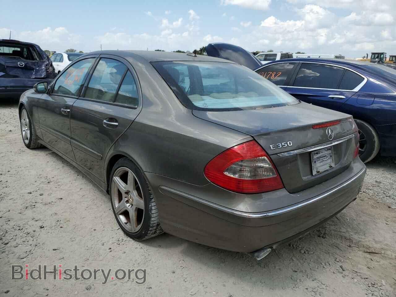 2009 MERCEDES-BENZ E-CLASS - VIN: WDBUF56X49B407210 - Фото 2