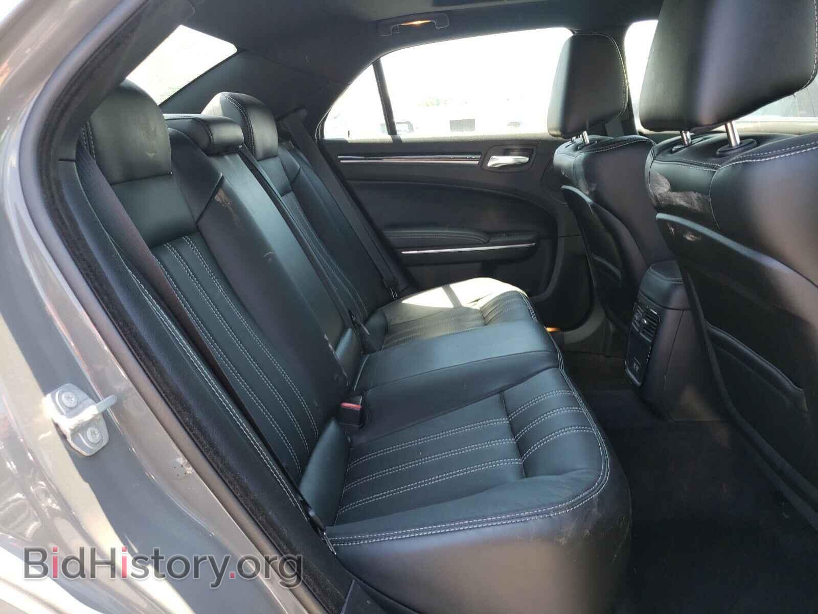 2017 CHRYSLER 300 - VIN: 2C3CCABG9HH513862 - Фото 6
