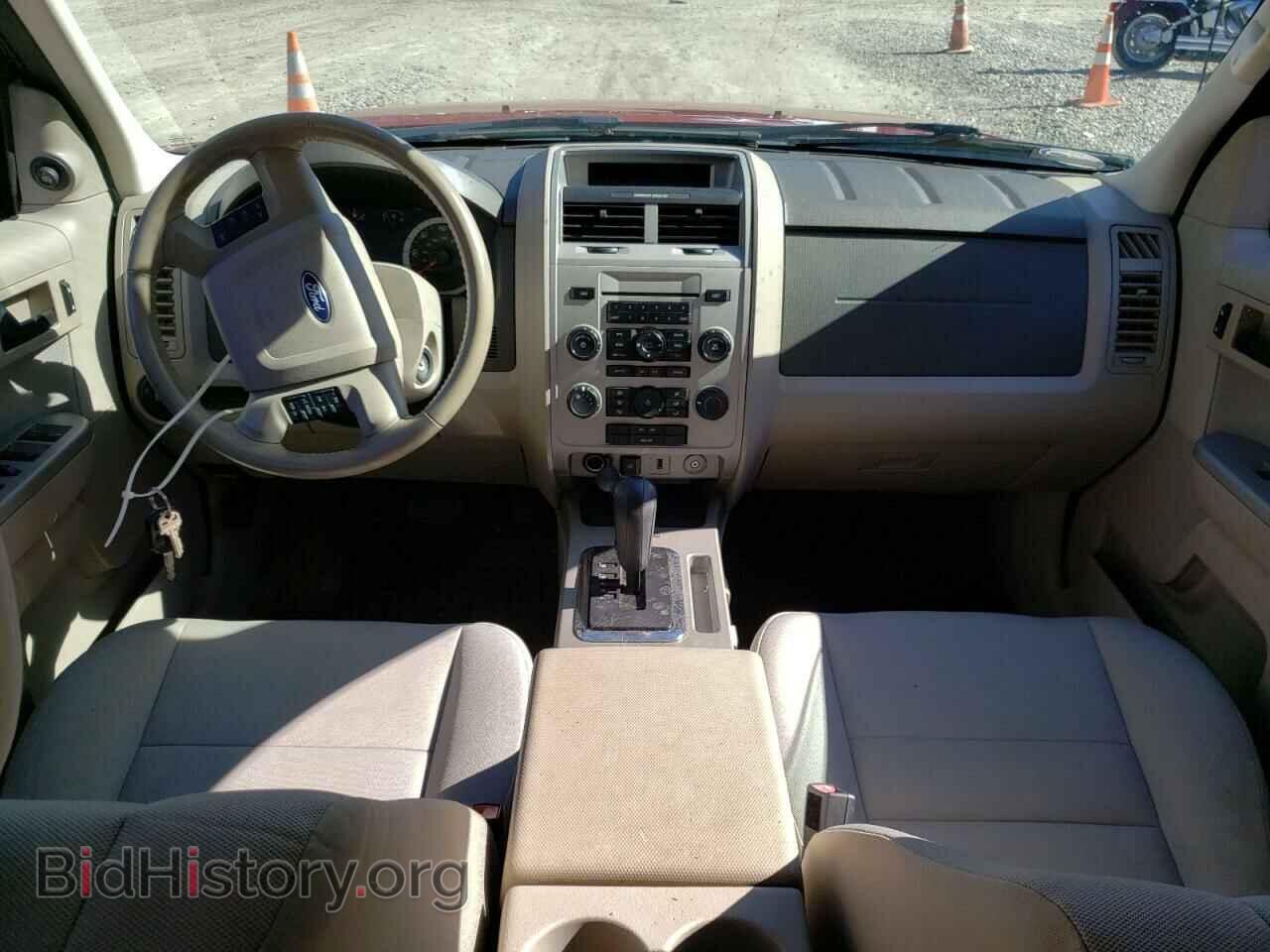 2011 FORD ESCAPE - VIN: 1FMCU9DG5BKA67208 - Фото 8