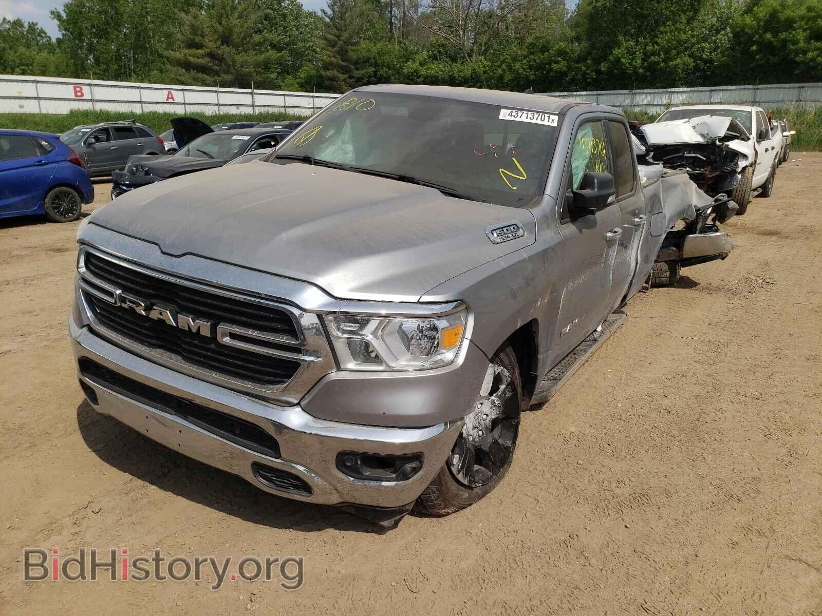 2019 RAM 1500 - VIN: 1C6SRFBT4KN656806 - Фото 2