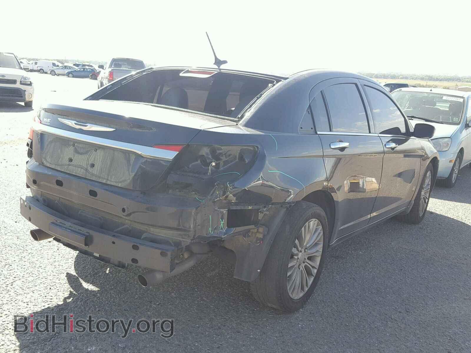 2011 CHRYSLER 200 - VIN: 1C3BC2FG9BN575532 - Фото 4