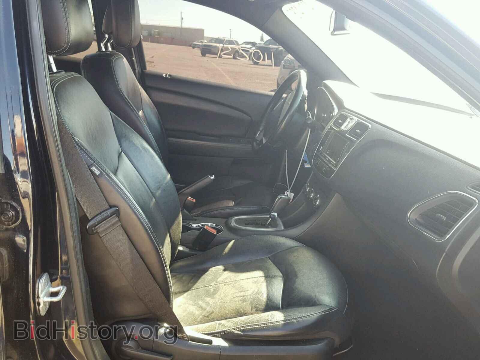 2011 CHRYSLER 200 - VIN: 1C3BC2FG9BN575532 - Фото 5