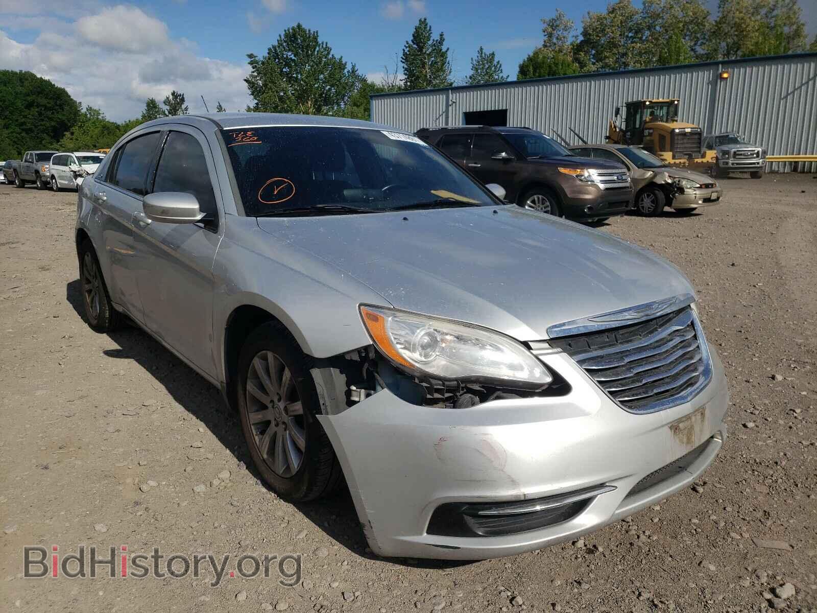 Photo 1C3BC1FG0BN532742 - CHRYSLER 200 2011