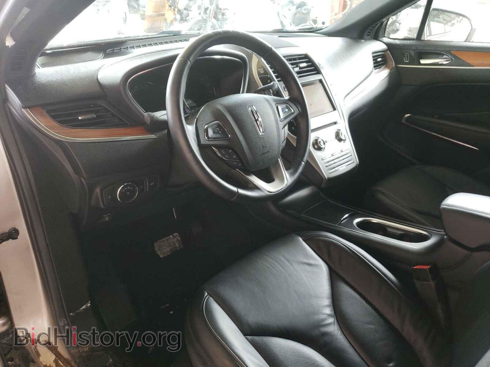 2019 LINCOLN MKC - VIN: 5LMCJ2C96KUL32304 - Photo 9