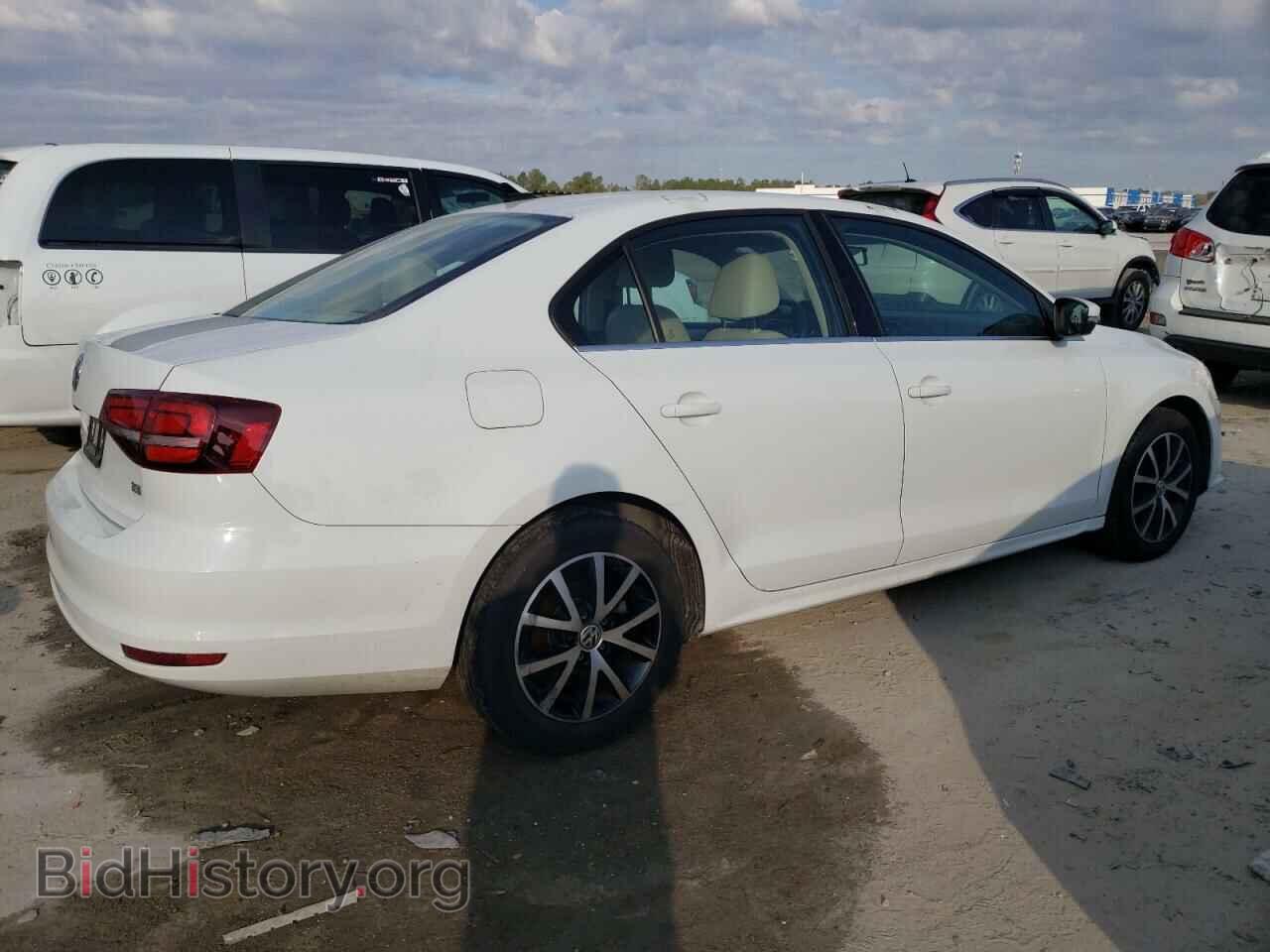 2017 VOLKSWAGEN JETTA - VIN: 3VWDB7AJ2HM353731 - Фото 3