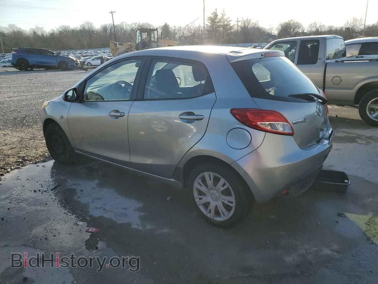 2011 MAZDA 2 - VIN: JM1DE1HZ2B0110059 - Photo 2