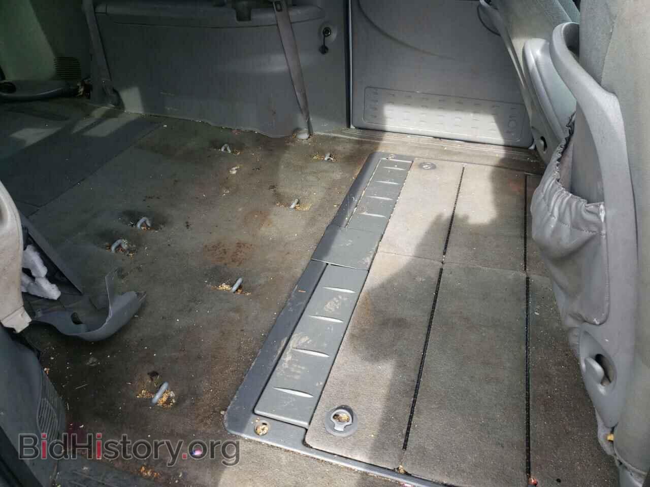 2006 CHRYSLER MINIVAN - VIN: 2A4GP54L66R910837 - Фото 6