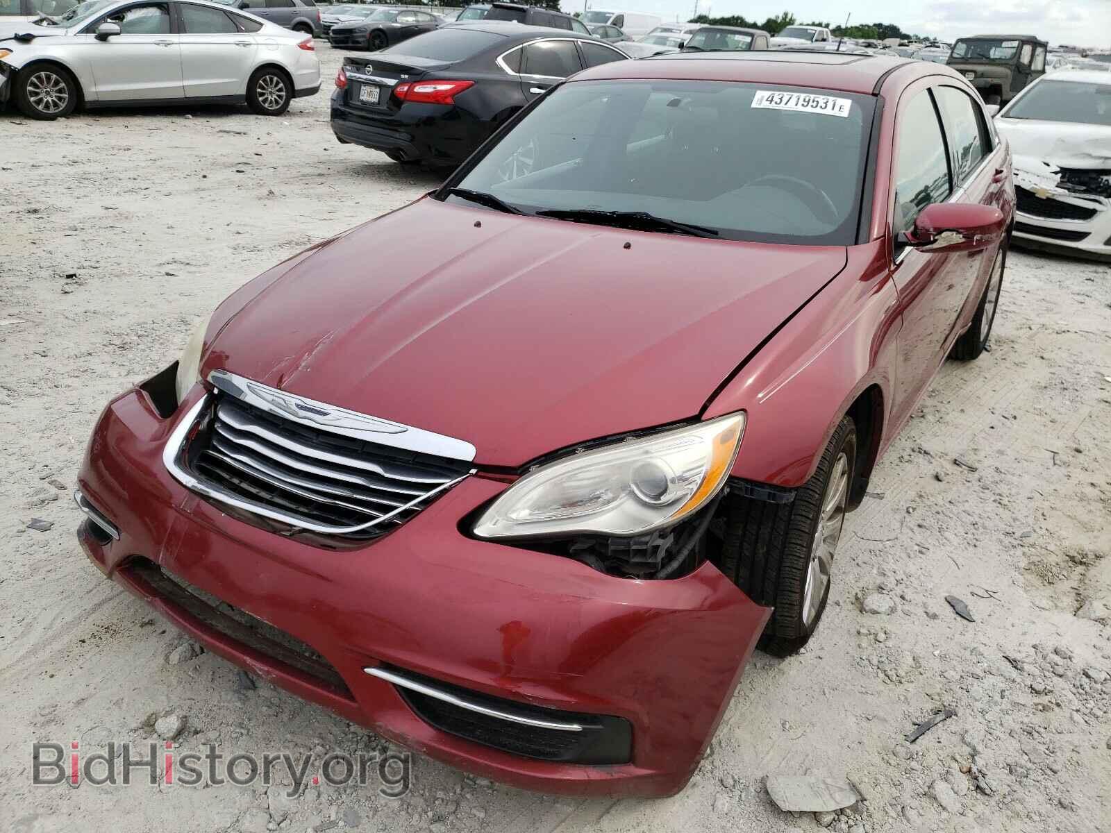 2011 CHRYSLER 200 - VIN: 1C3BC1FB1BN511502 - Фото 2