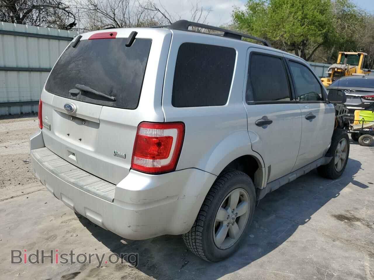 2011 FORD ESCAPE - VIN: 1FMCU0DG5BKB90678 - Фото 3