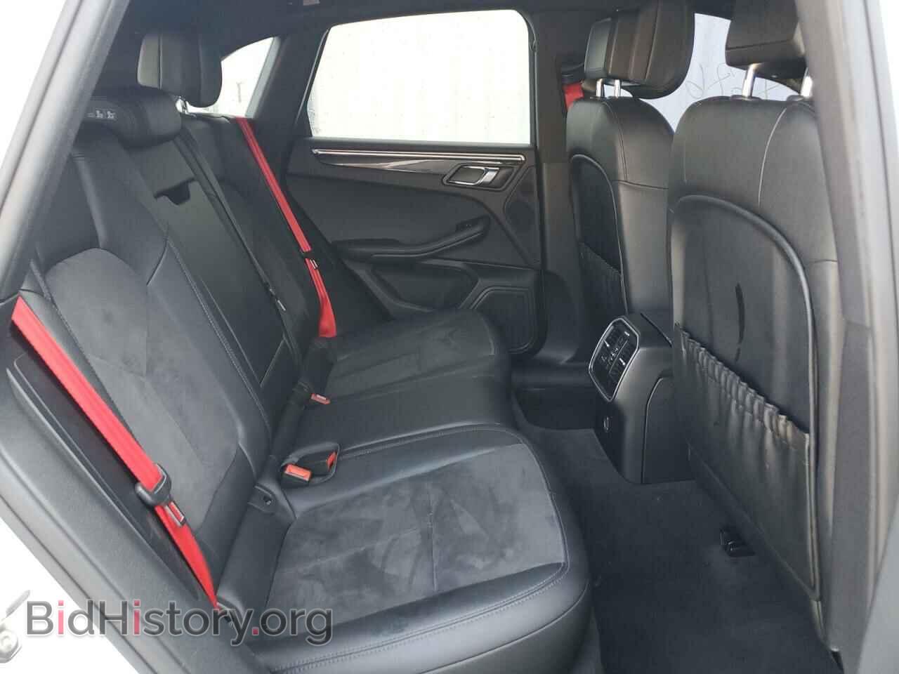 2017 PORSCHE MACAN - VIN: WP1AA2A53HLB07964 - Photo 11