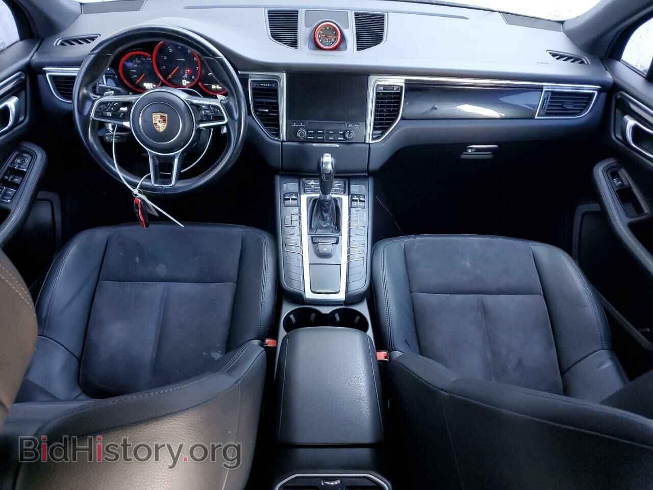 2017 PORSCHE MACAN - VIN: WP1AA2A53HLB07964 - Photo 8