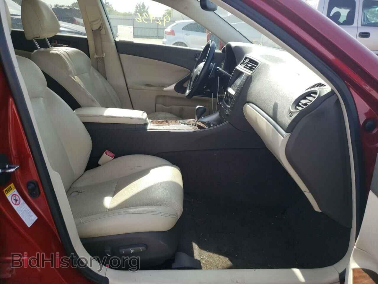 2012 LEXUS IS - VIN: JTHBF5C25C2102631 - Фото 5