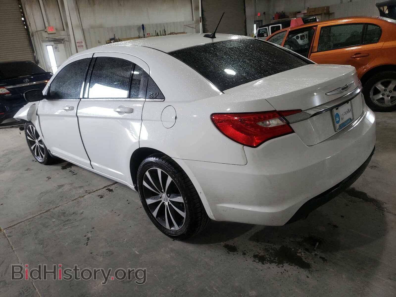 2013 CHRYSLER 200 - VIN: 1C3CCBBG2DN747476 - Фото 3