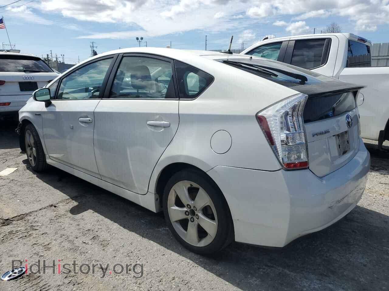 2011 TOYOTA PRIUS - VIN: JTDKN3DU6B0302968 - Фото 2