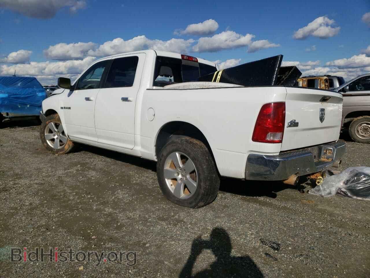 2010 DODGE RAM 1500 - VIN: 1D7RB1CT4AS213736 - Фото 2