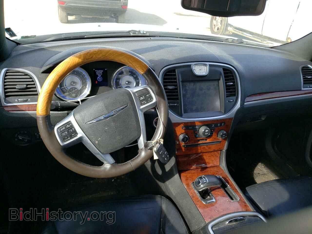 2013 CHRYSLER 300 - VIN: 2C3CCAAG2DH540011 - Фото 8