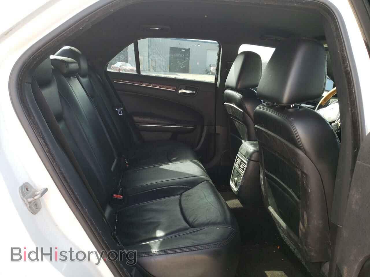 2013 CHRYSLER 300 - VIN: 2C3CCAAG2DH540011 - Фото 10