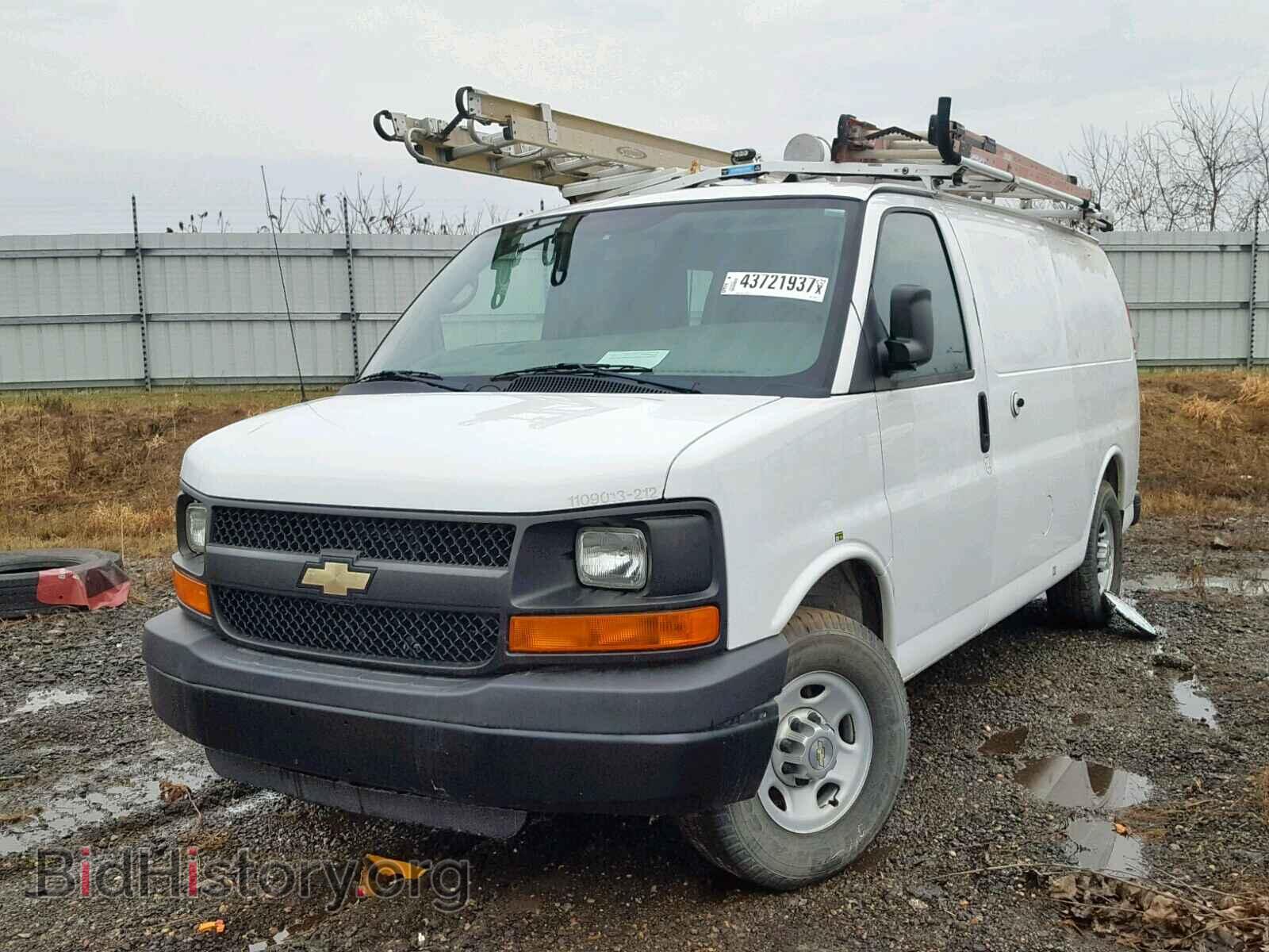2012 CHEVROLET EXPRESS - VIN: 1GCWGFCB6C1121782 - Фото 2