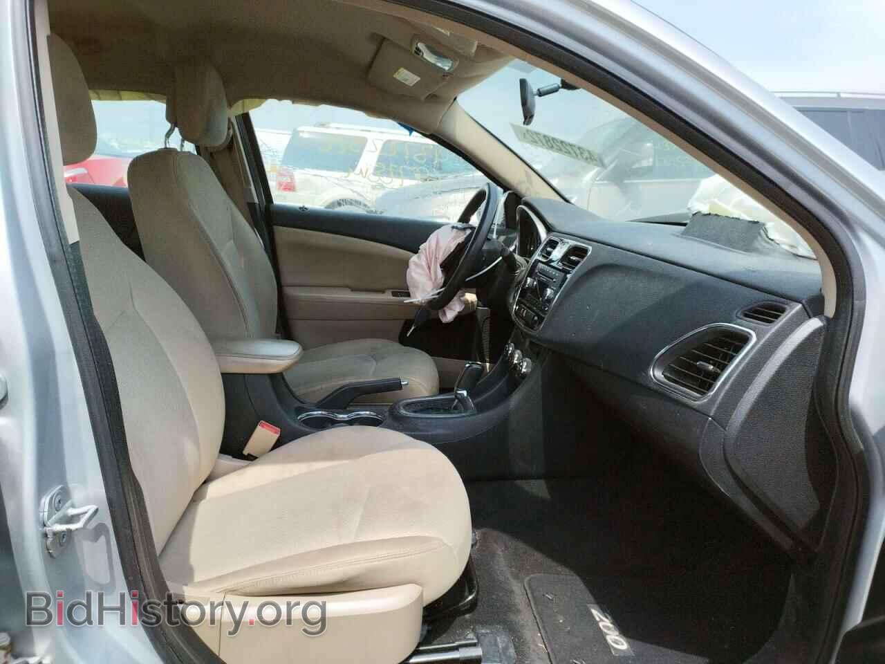 2012 CHRYSLER 200 - VIN: 1C3CCBAB9CN144870 - Фото 5