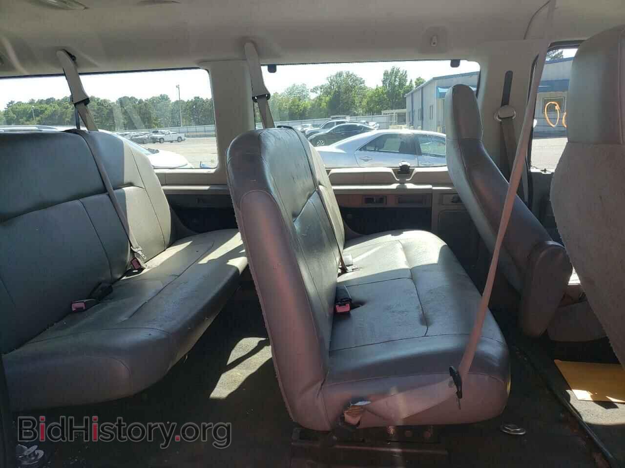 2010 FORD ECONOLINE - VIN: 1FBSS3BL6ADA81810 - Фото 6