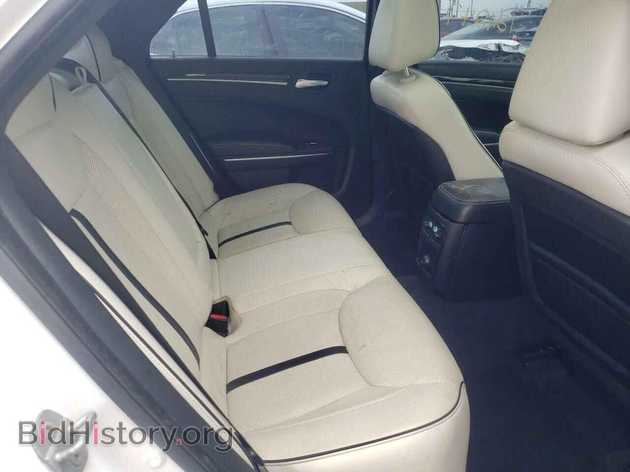 2013 CHRYSLER 300 - VIN: 2C3CCAAG2DH743450 - Фото 6