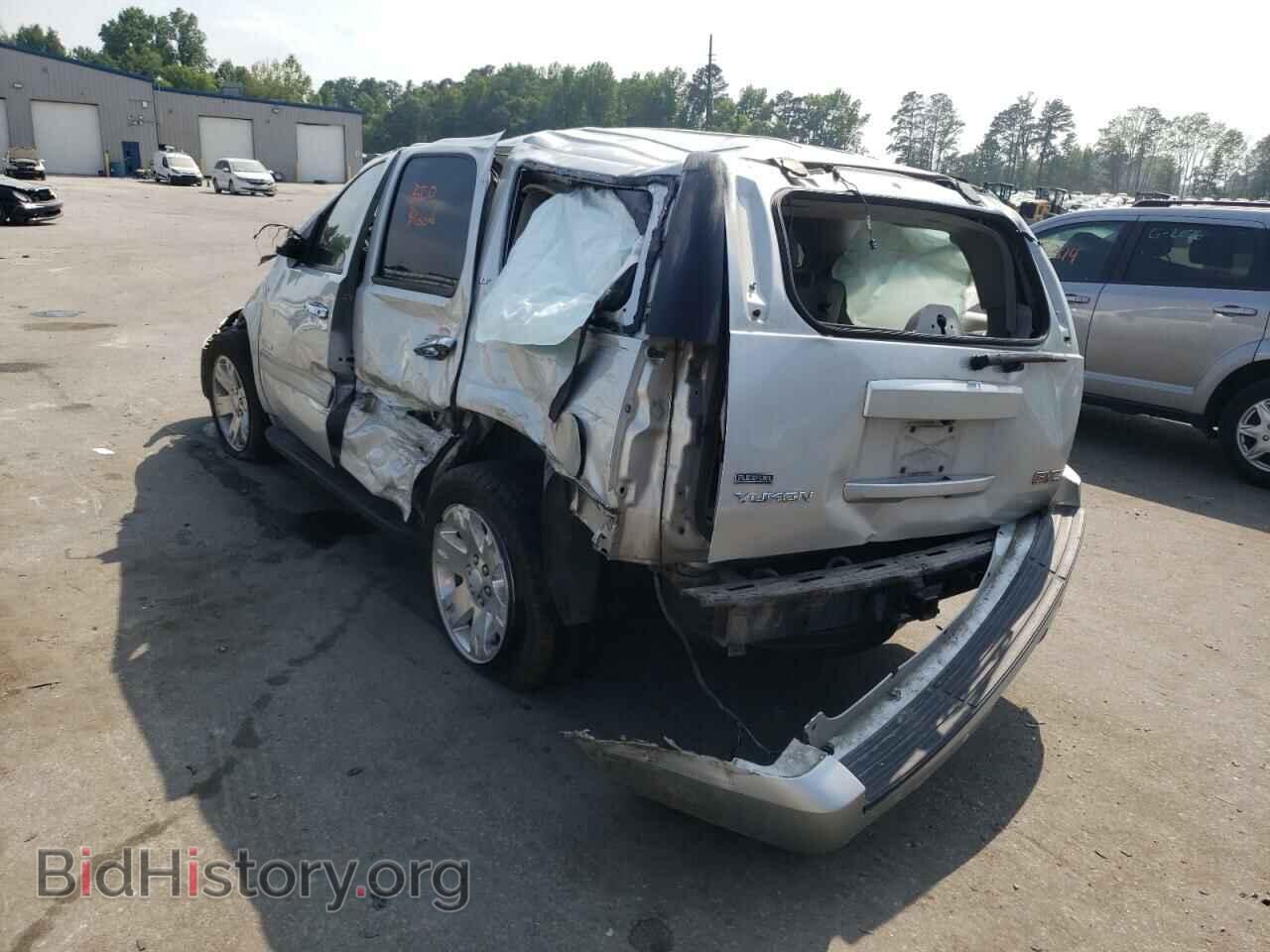 2011 GMC YUKON - VIN: 1GKS1CE04BR102677 - Фото 3