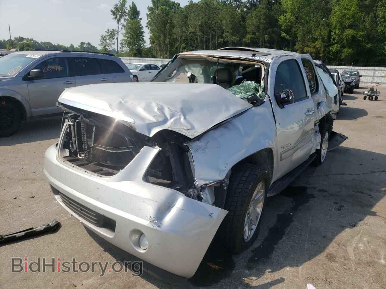 2011 GMC YUKON - VIN: 1GKS1CE04BR102677 - Фото 9