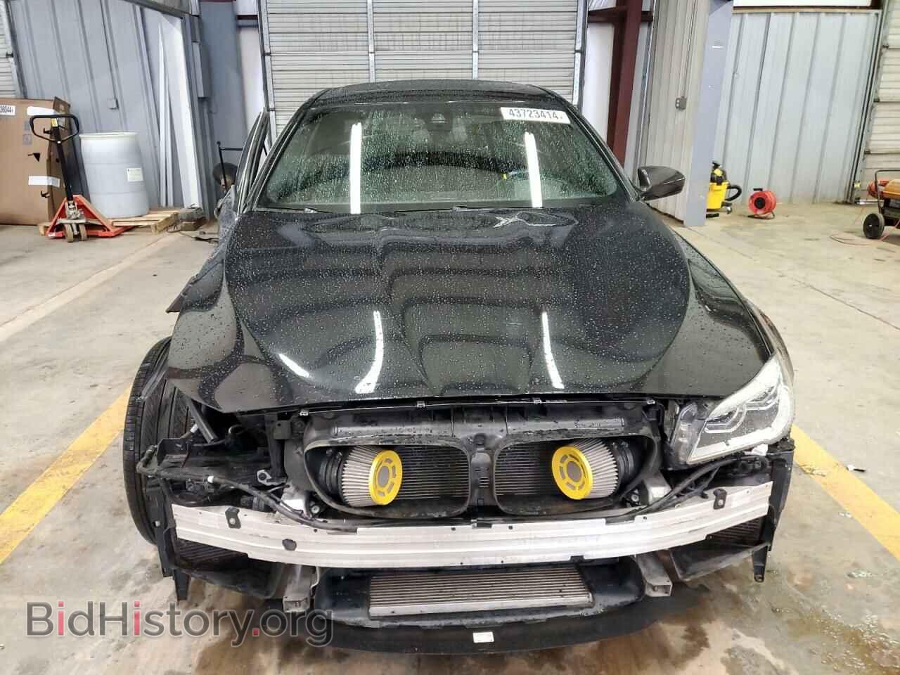 2014 BMW M5 - VIN: WBSFV9C52ED593859 - Фото 5