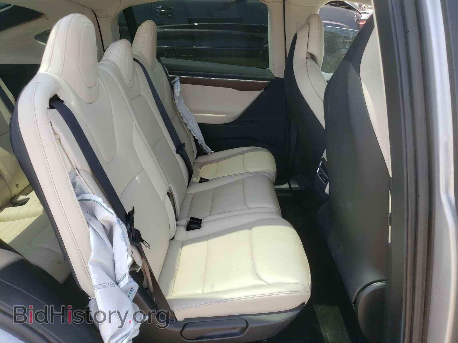 2017 TESLA MODEL X - VIN: 5YJXCAE21HF064695 - Фото 6