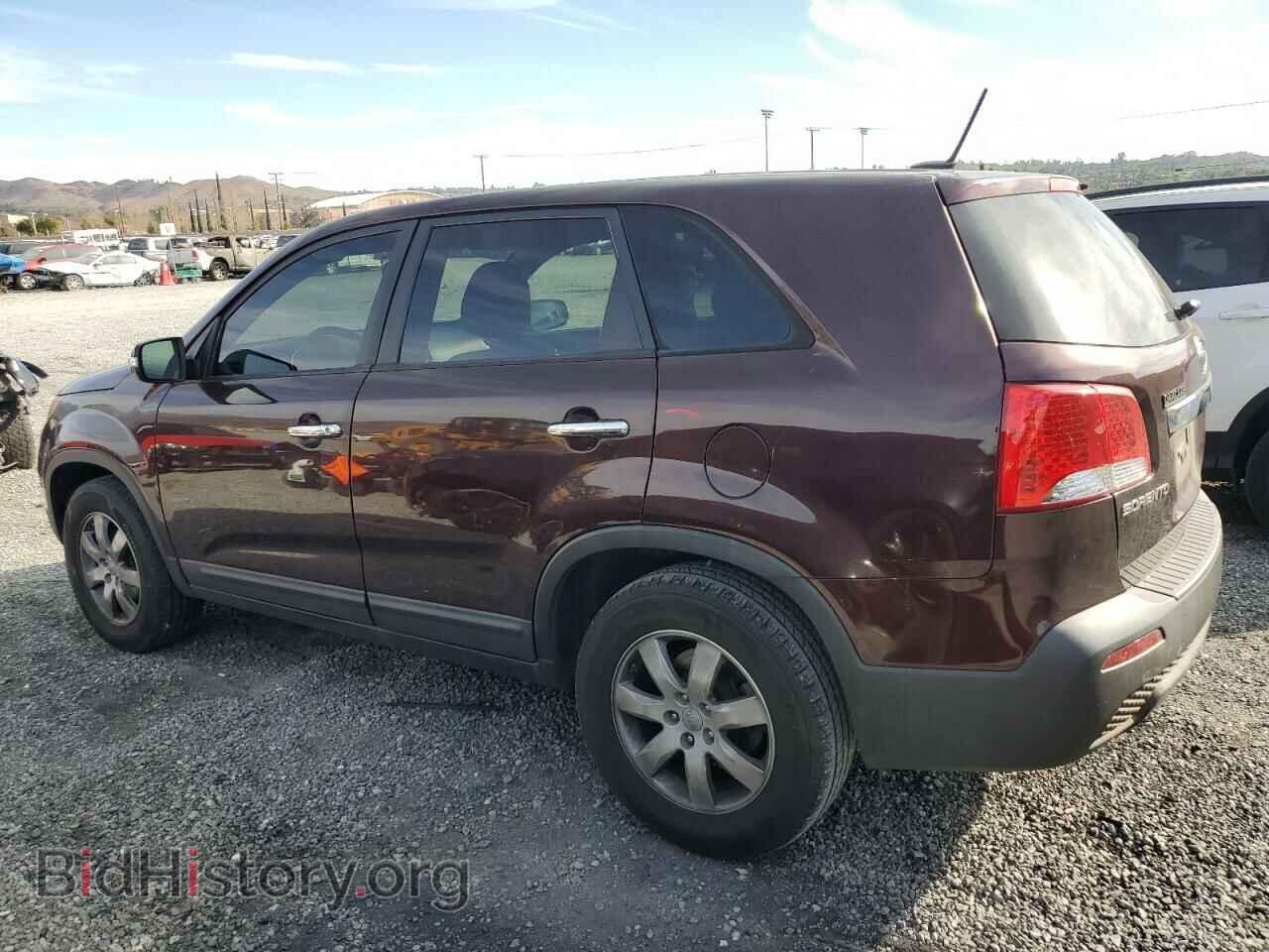 2012 KIA SORENTO - VIN: 5XYKT3A18CG263280 - Фото 2