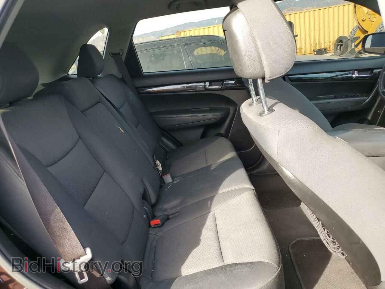 2012 KIA SORENTO - VIN: 5XYKT3A18CG263280 - Фото 11