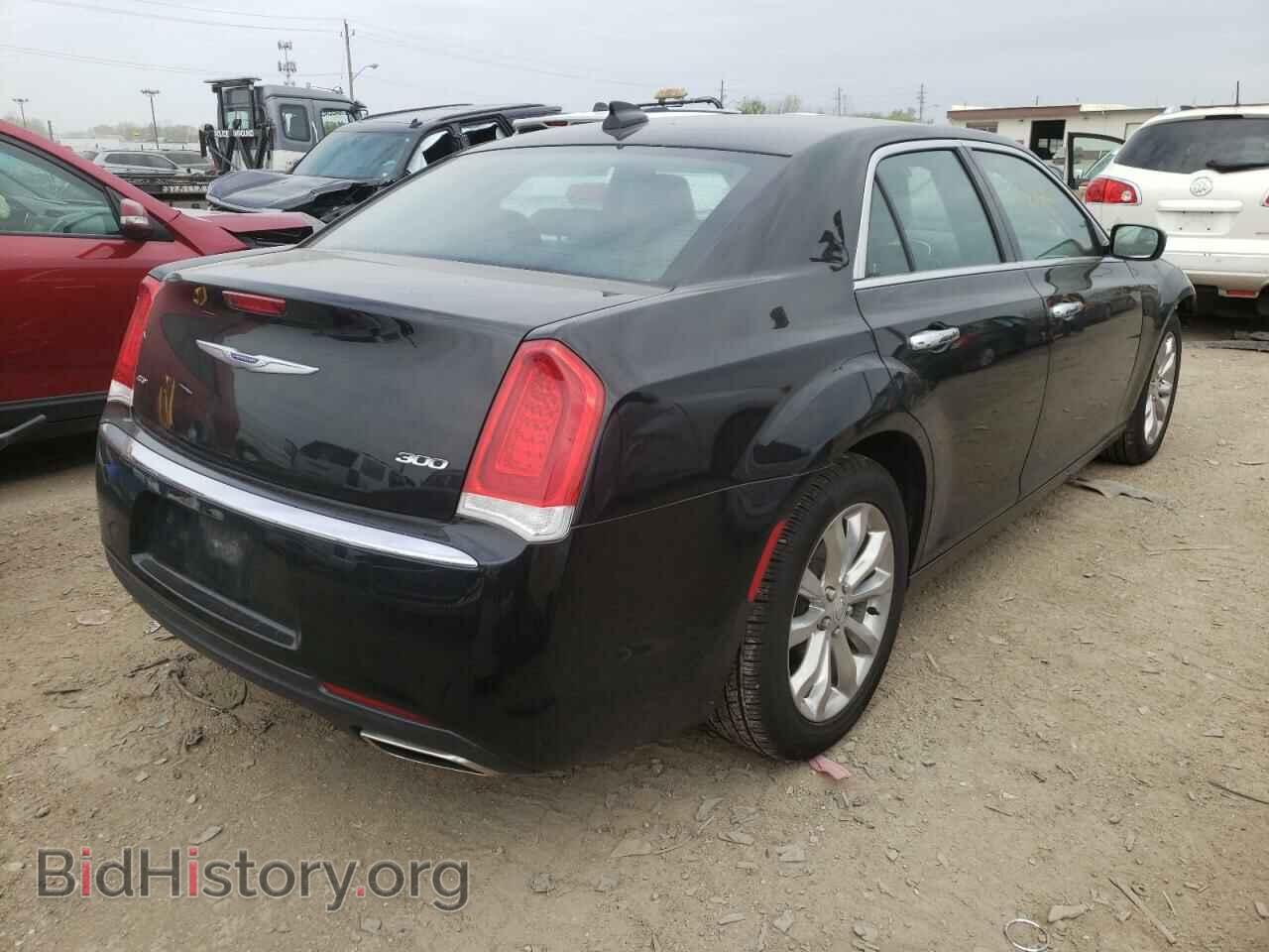 2019 CHRYSLER 300 - VIN: 2C3CCAKG9KH538297 - Фото 4