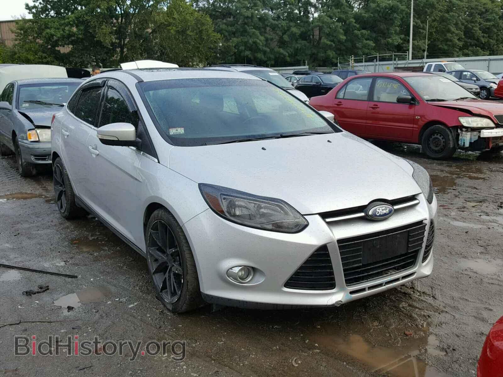 Photo 1FAHP3H23CL213040 - FORD FOCUS 2012